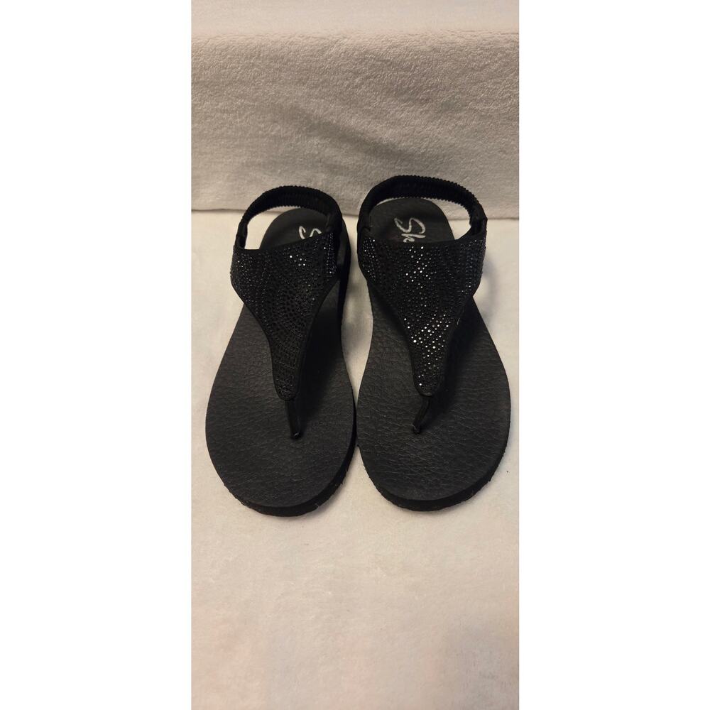 Skechers Yoga Foam Womens Size 8 Sandal